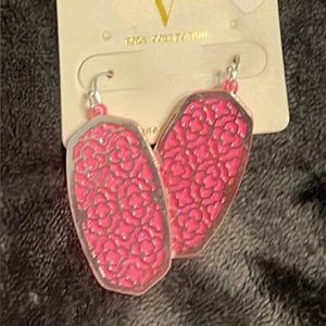 Dangle earrings